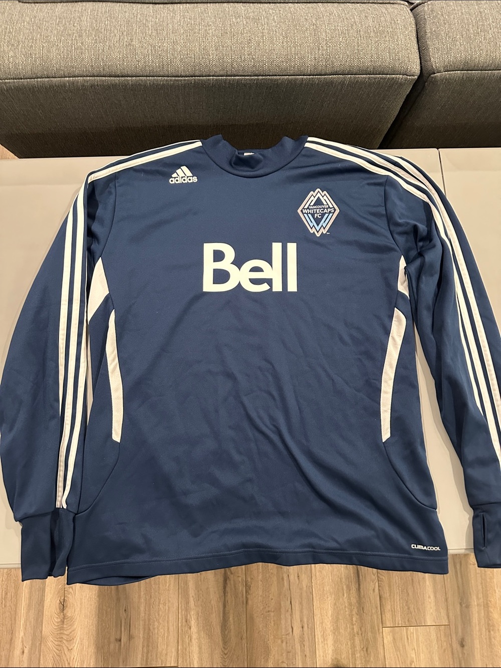Adidas Navy Vancouver Whitecaps thicker than regular jersey XXL
